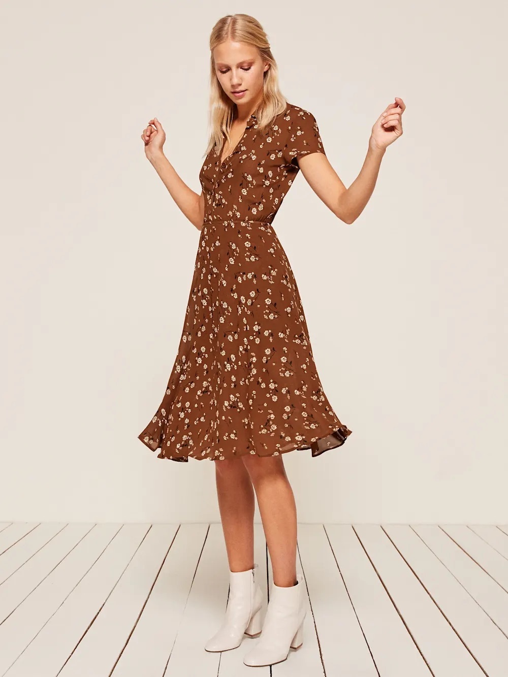 Reformation Leigh brown floral button up dress M